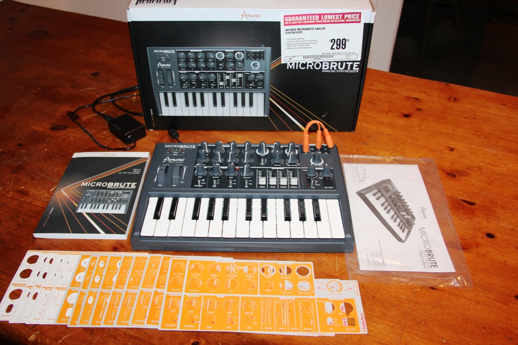 Arturia MicroBrute 001 - sm.JPG